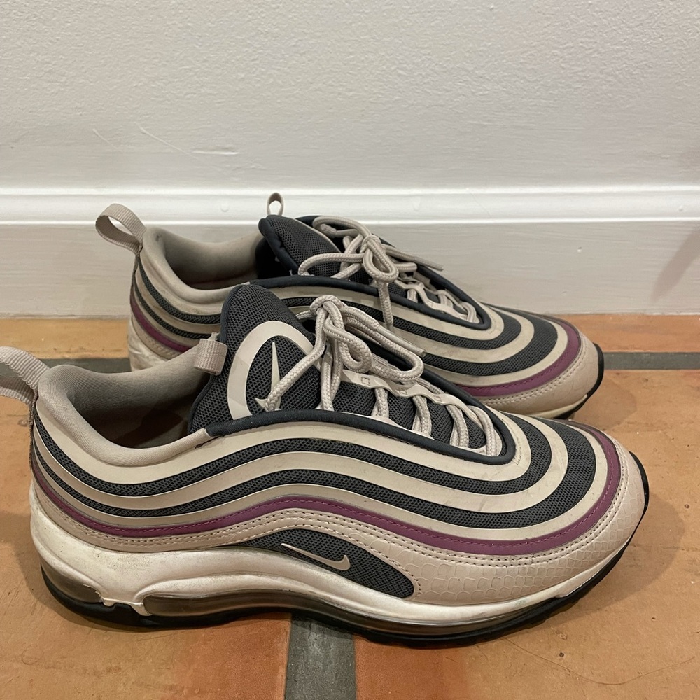 Nike Air Max 97